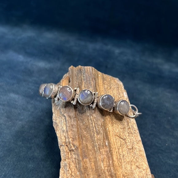 Sterling Silver Labradorite Bracelet - Picture 5 of 8